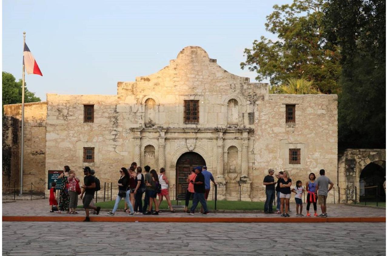Stunning Cozy Downtown Guesthouse San Antonio Exteriér fotografie